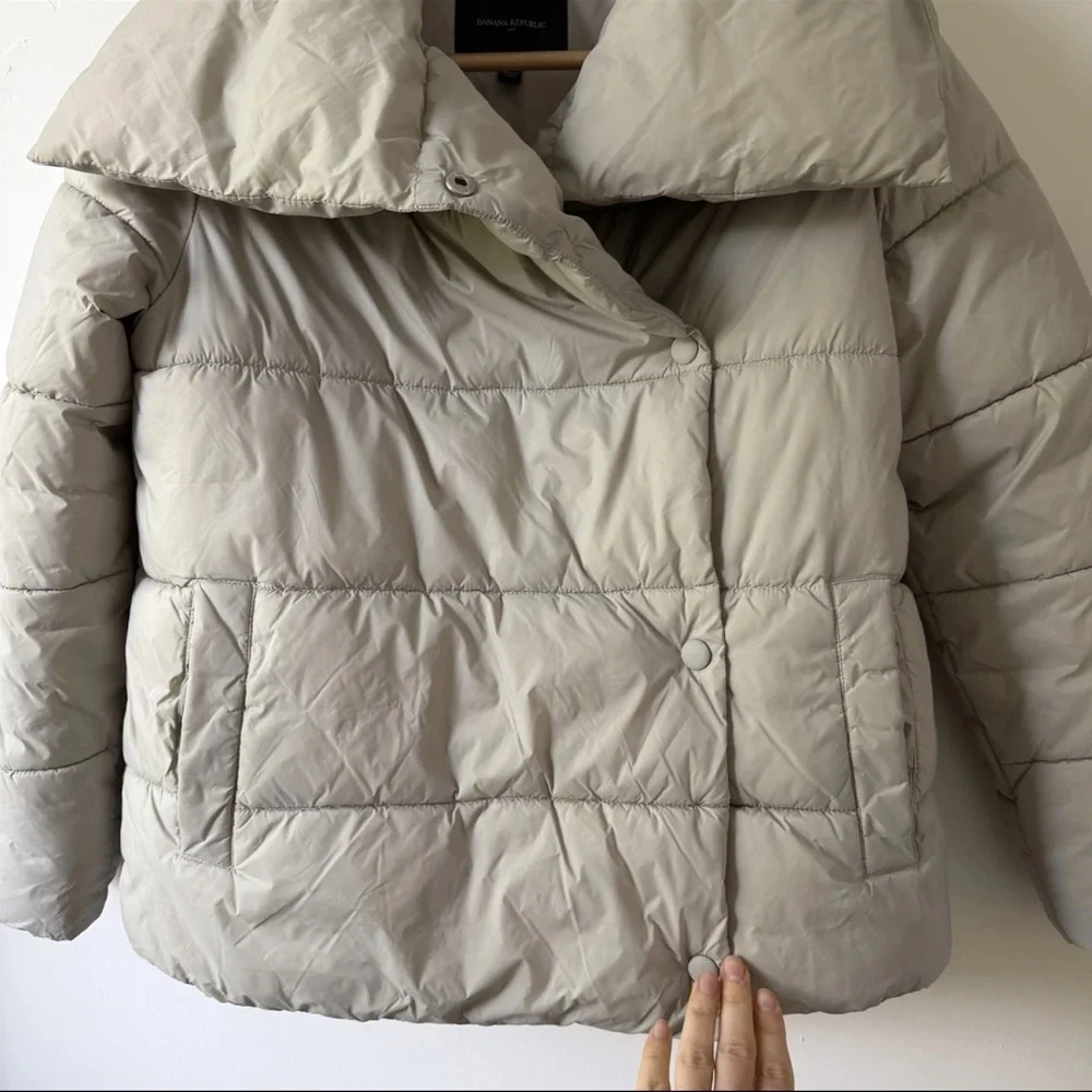 Banana Republic Women’s XXS Short Funnel Neck Duvet Puffer Jacket Coat Cozy